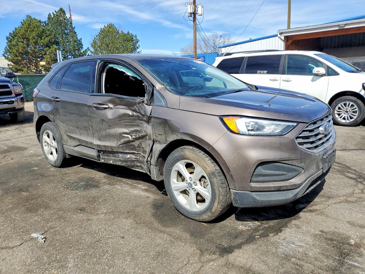 2019 FORD EDGE SE photo 4