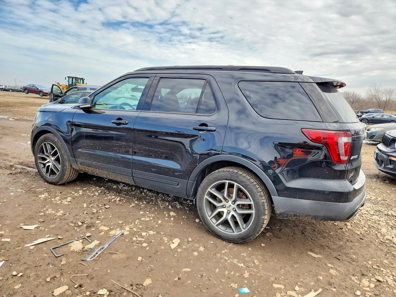 2017 FORD EXPLORER SPORT photo 2