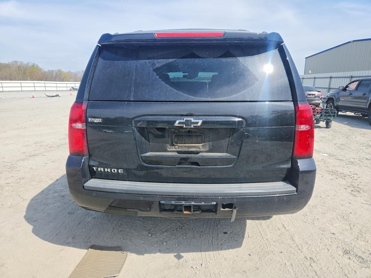 2017 CHEVROLET TAHOE K1500 LT photo 6