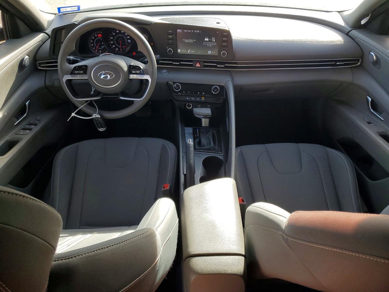 2023 HYUNDAI ELANTRA SEL photo 15