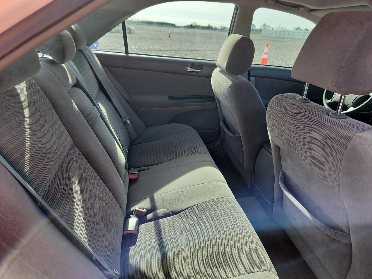 2005 TOYOTA CAMRY LE photo 19