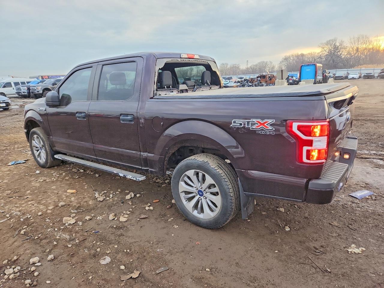 2018 FORD F150 SUPERCREW photo 2