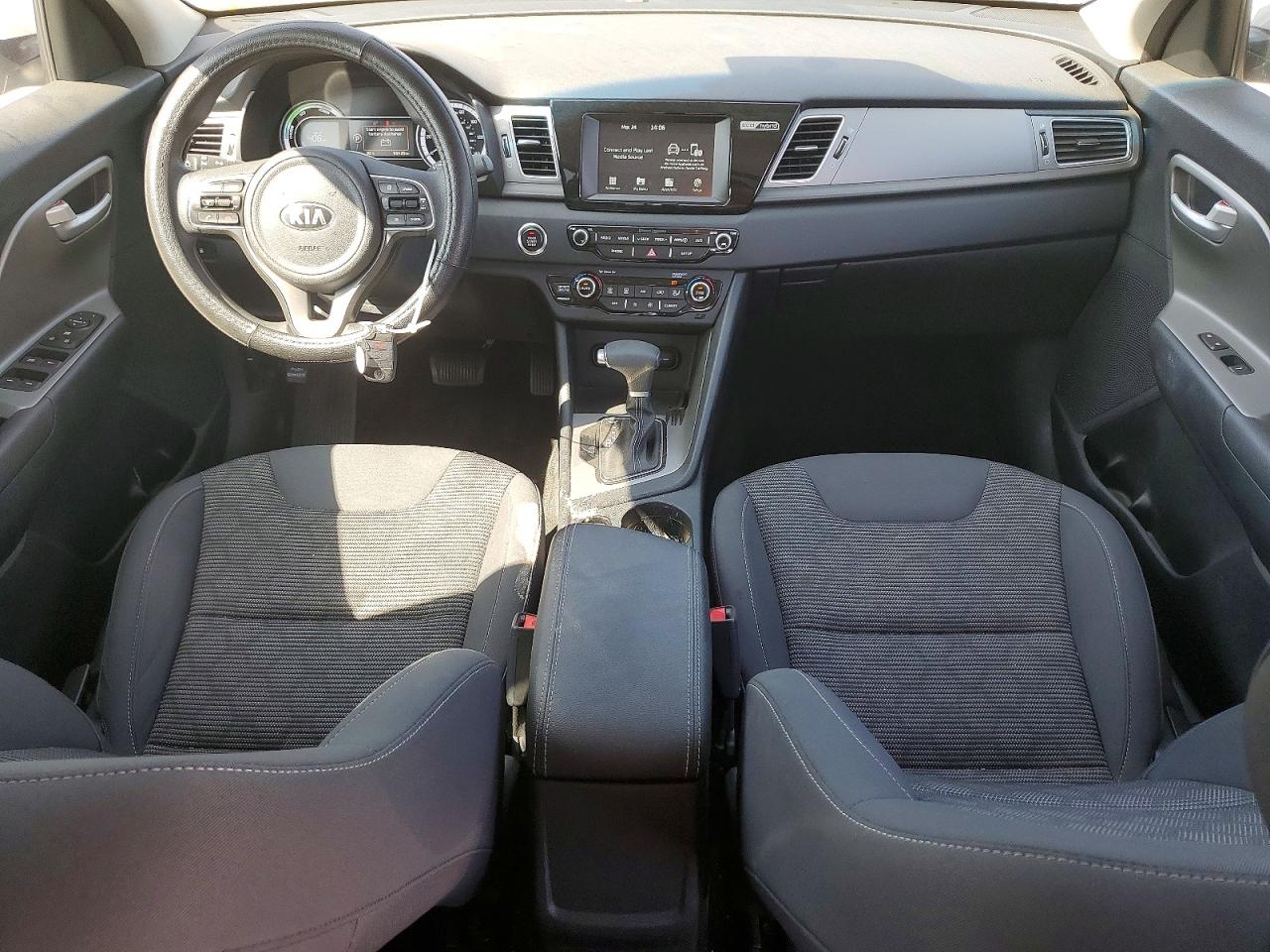 2018 KIA NIRO LX photo 16
