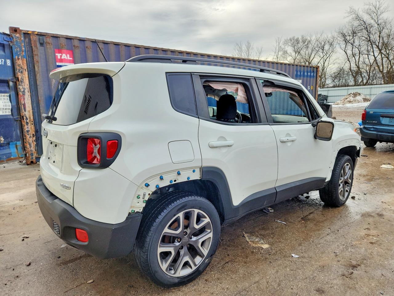 2017 JEEP RENEGADE LATITUDE photo 5