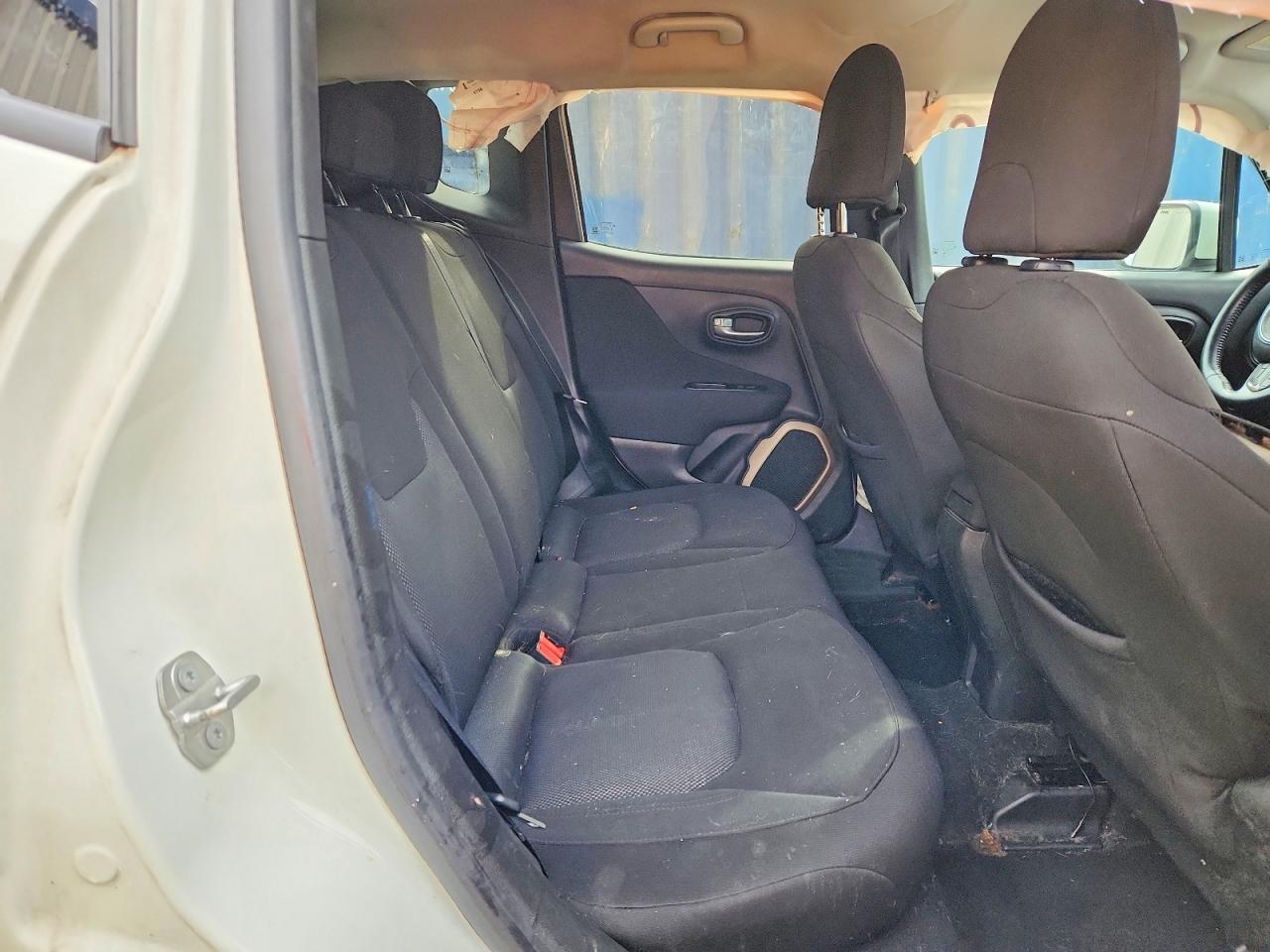 2017 JEEP RENEGADE LATITUDE photo 19