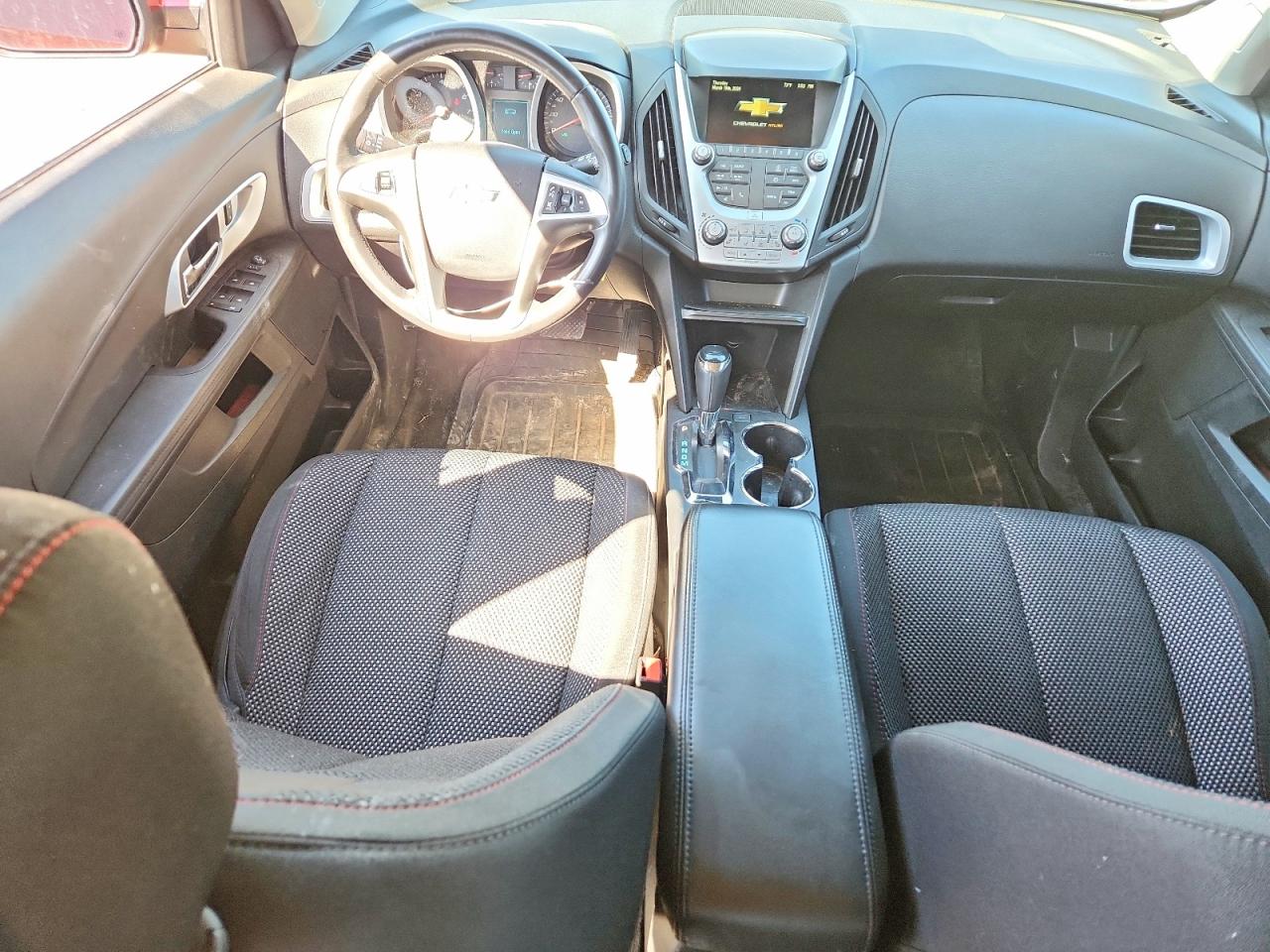 2017 CHEVROLET EQUINOX LT photo 22