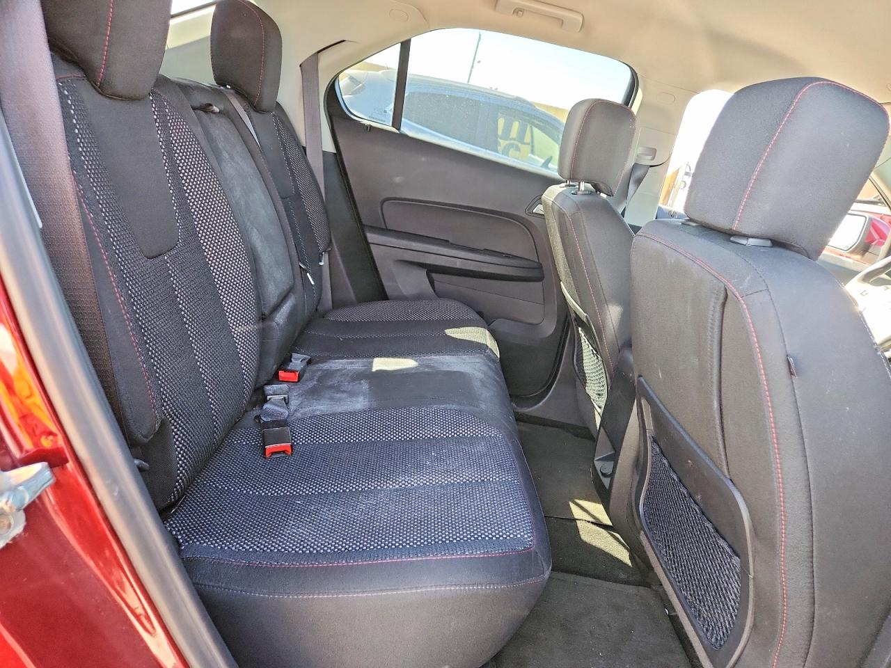 2017 CHEVROLET EQUINOX LT photo 31