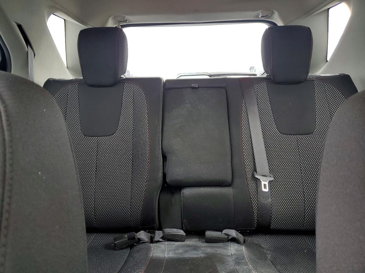 2017 CHEVROLET EQUINOX LT photo 28