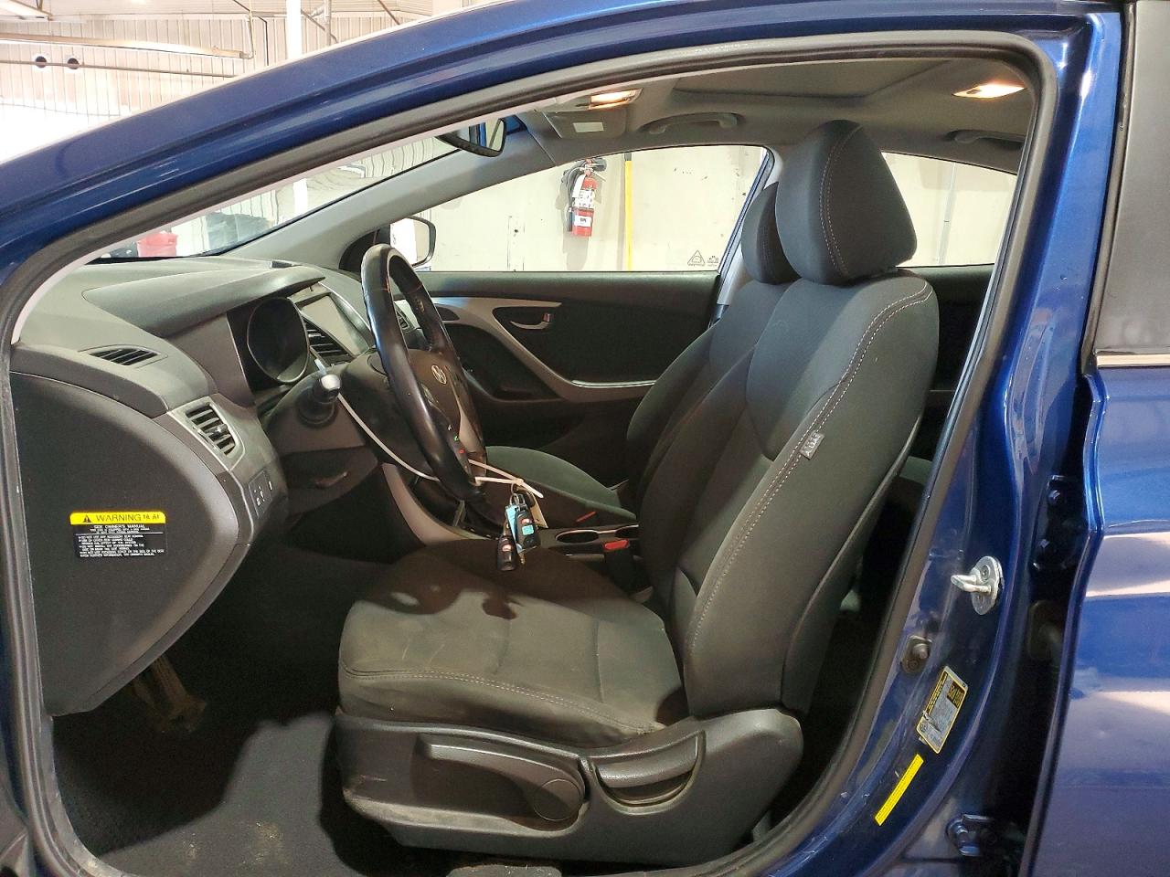 2015 HYUNDAI ELANTRA SE photo 19