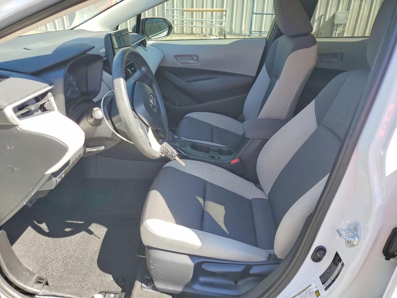 2024 TOYOTA COROLLA LE photo 13