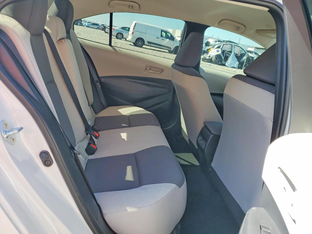 2024 TOYOTA COROLLA LE photo 19