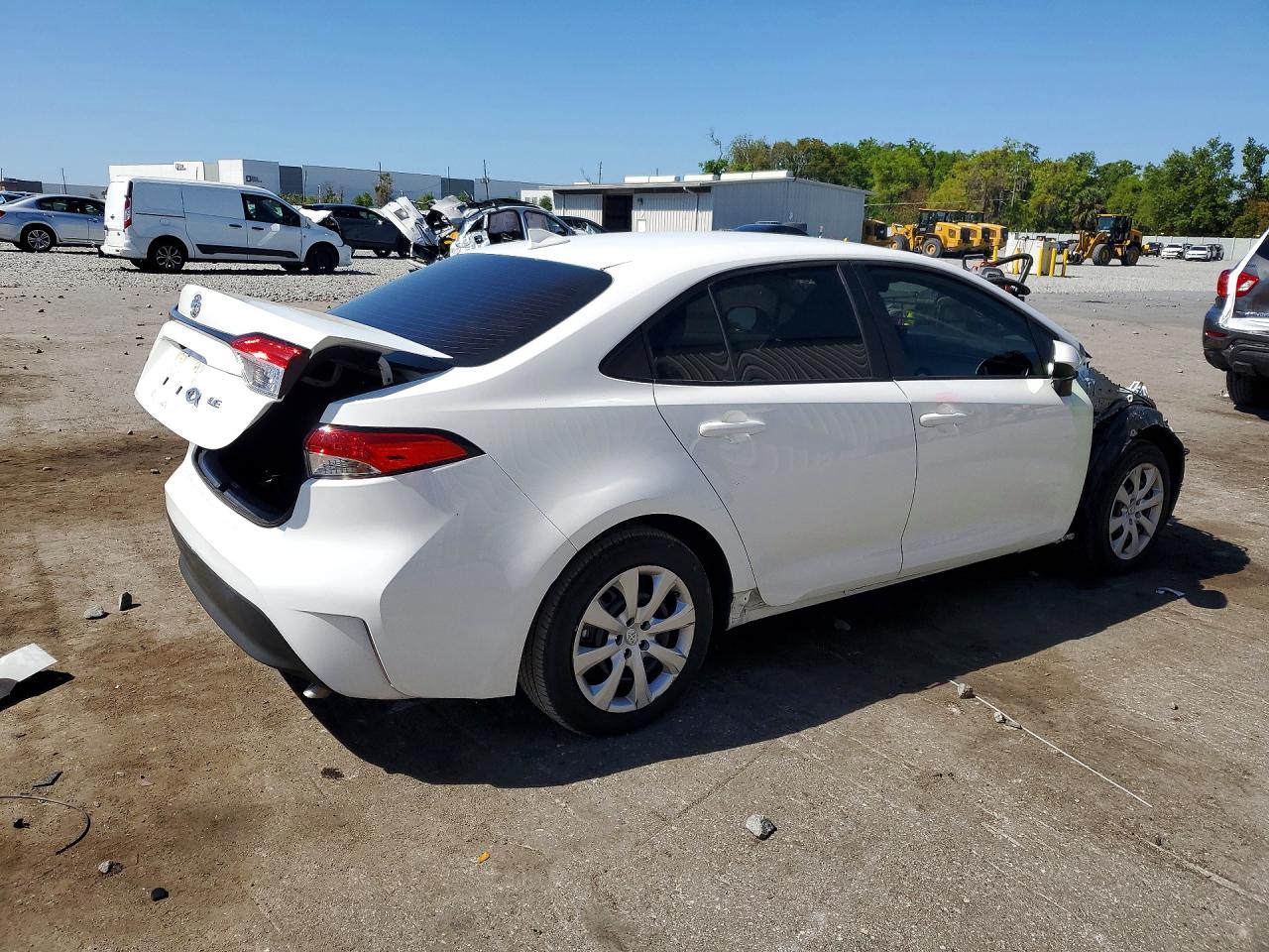 2024 TOYOTA COROLLA LE photo 5