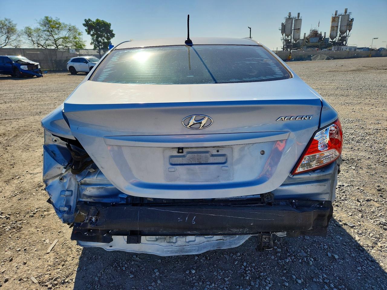2012 HYUNDAI ACCENT GLS photo 11