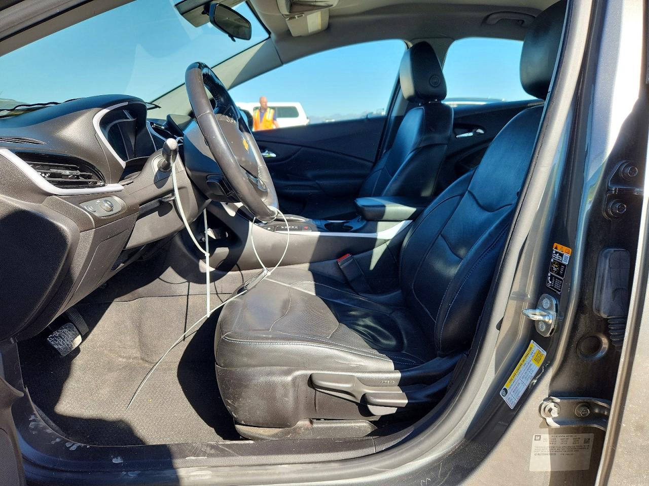 2017 CHEVROLET VOLT LT photo 7