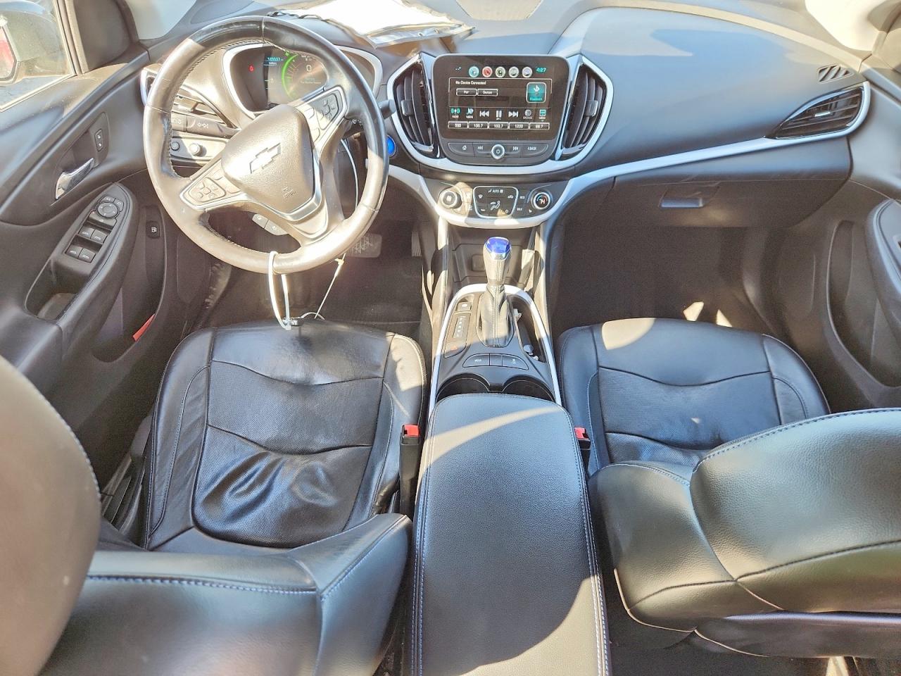 2017 CHEVROLET VOLT LT photo 8