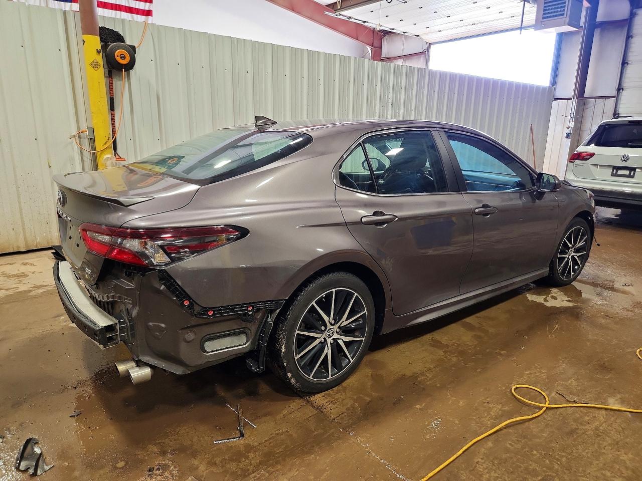2023 TOYOTA CAMRY SE photo 5