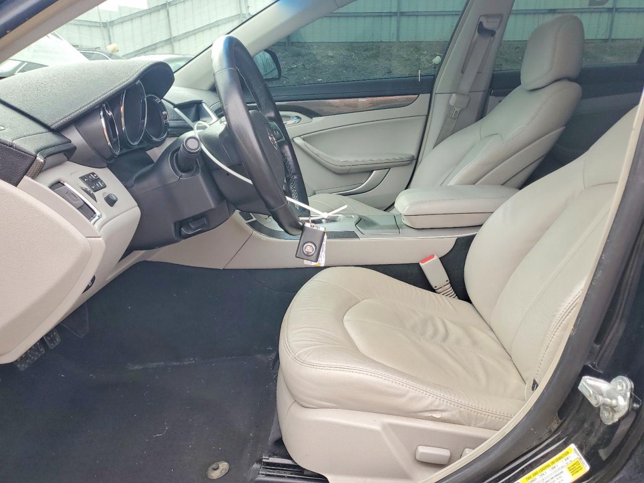 2011 CADILLAC CTS photo 13