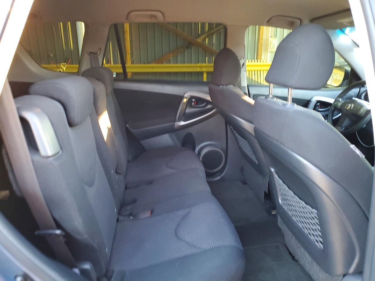 2007 TOYOTA RAV4 SPORT photo 28