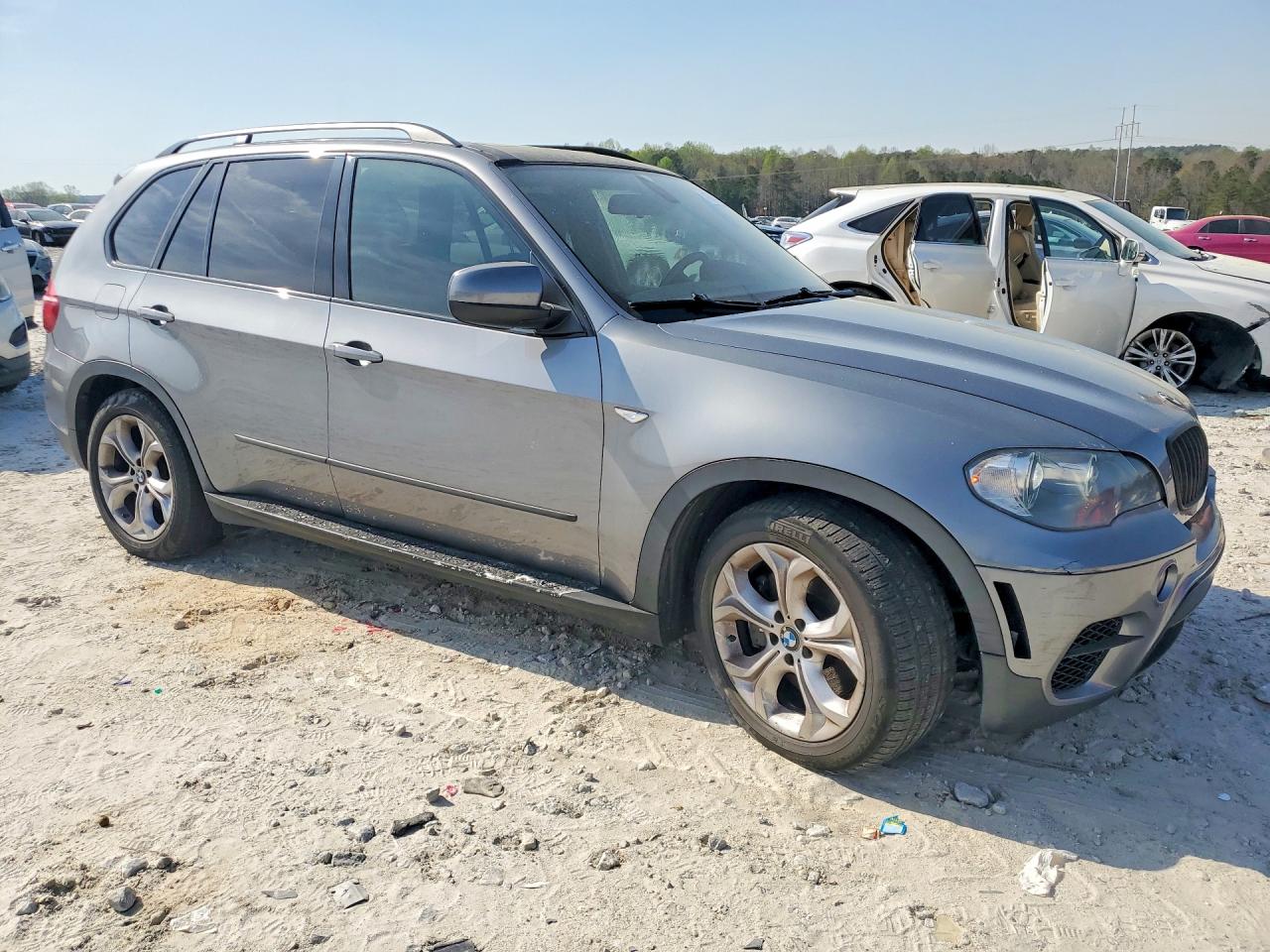 2011 BMW X5 XDRIVE50I photo 4