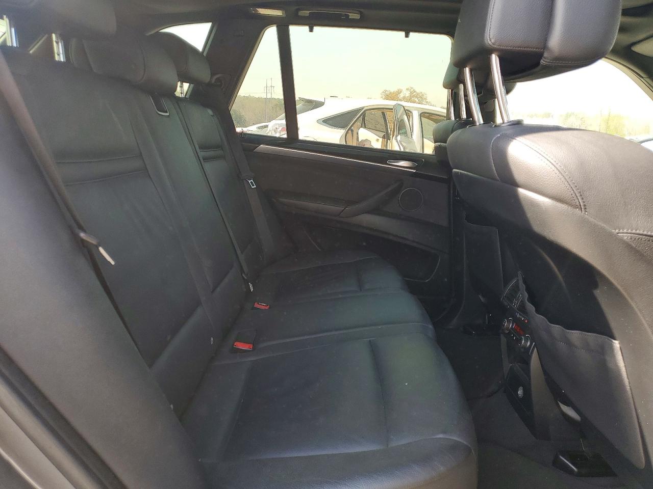 2011 BMW X5 XDRIVE50I photo 11