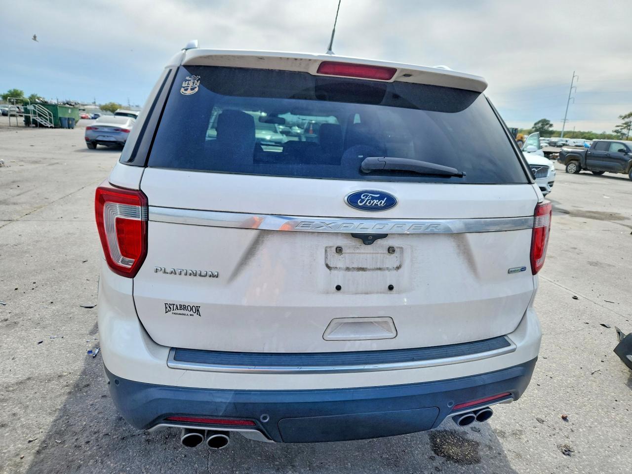 2018 FORD EXPLORER PLATINUM photo 11