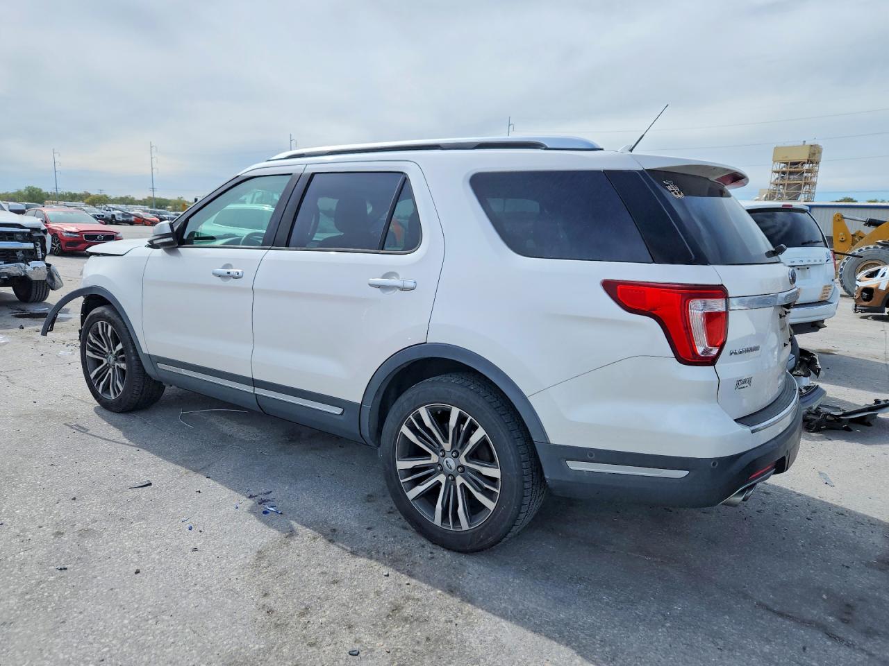 2018 FORD EXPLORER PLATINUM photo 3