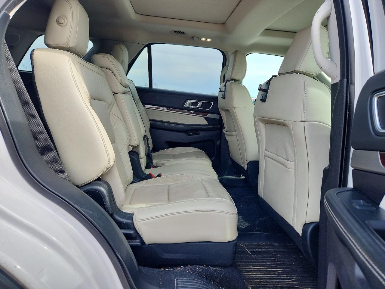 2018 FORD EXPLORER PLATINUM photo 21