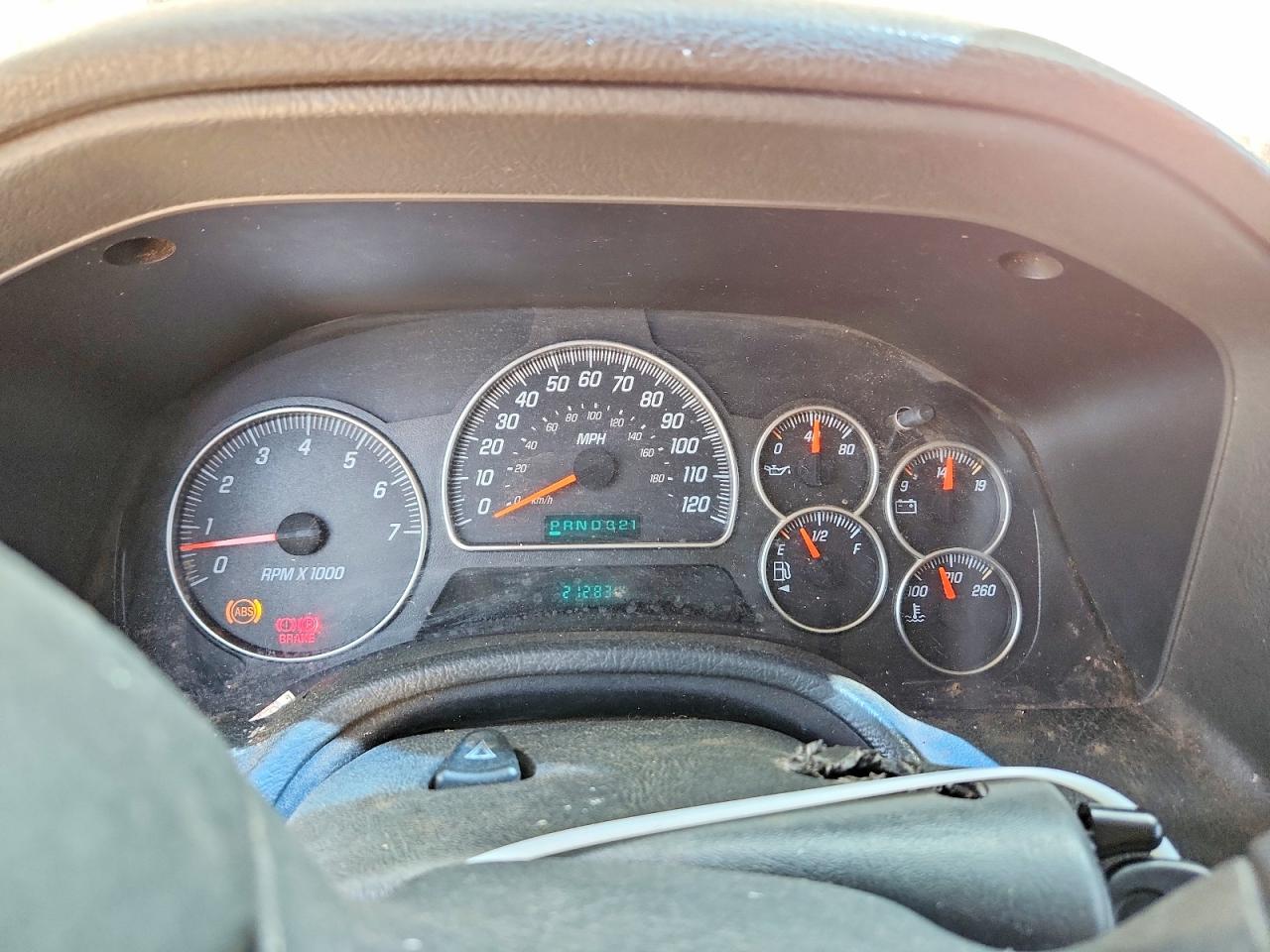 2003 GMC ENVOY photo 17