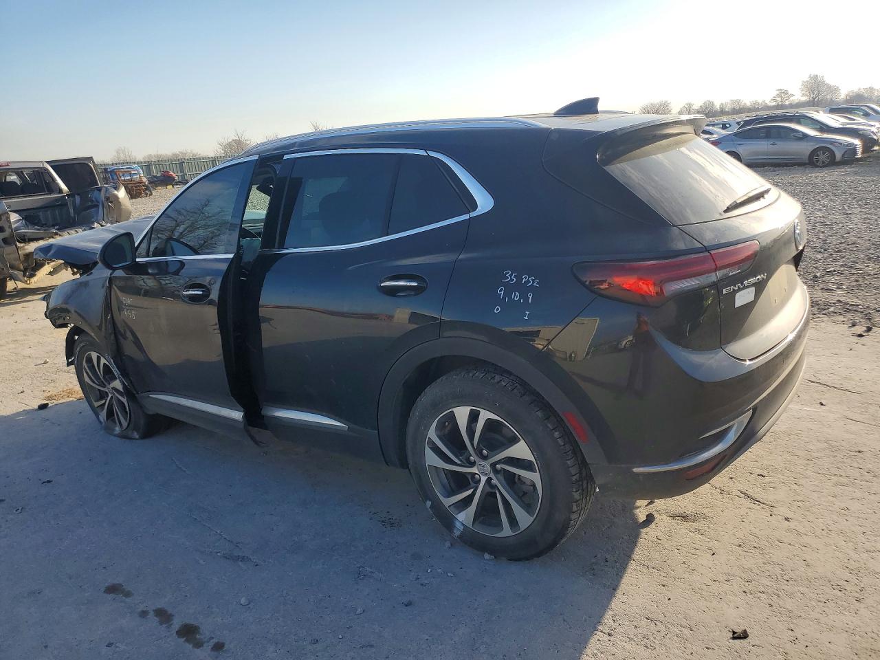 2023 BUICK ENVISION ESSENCE photo 3