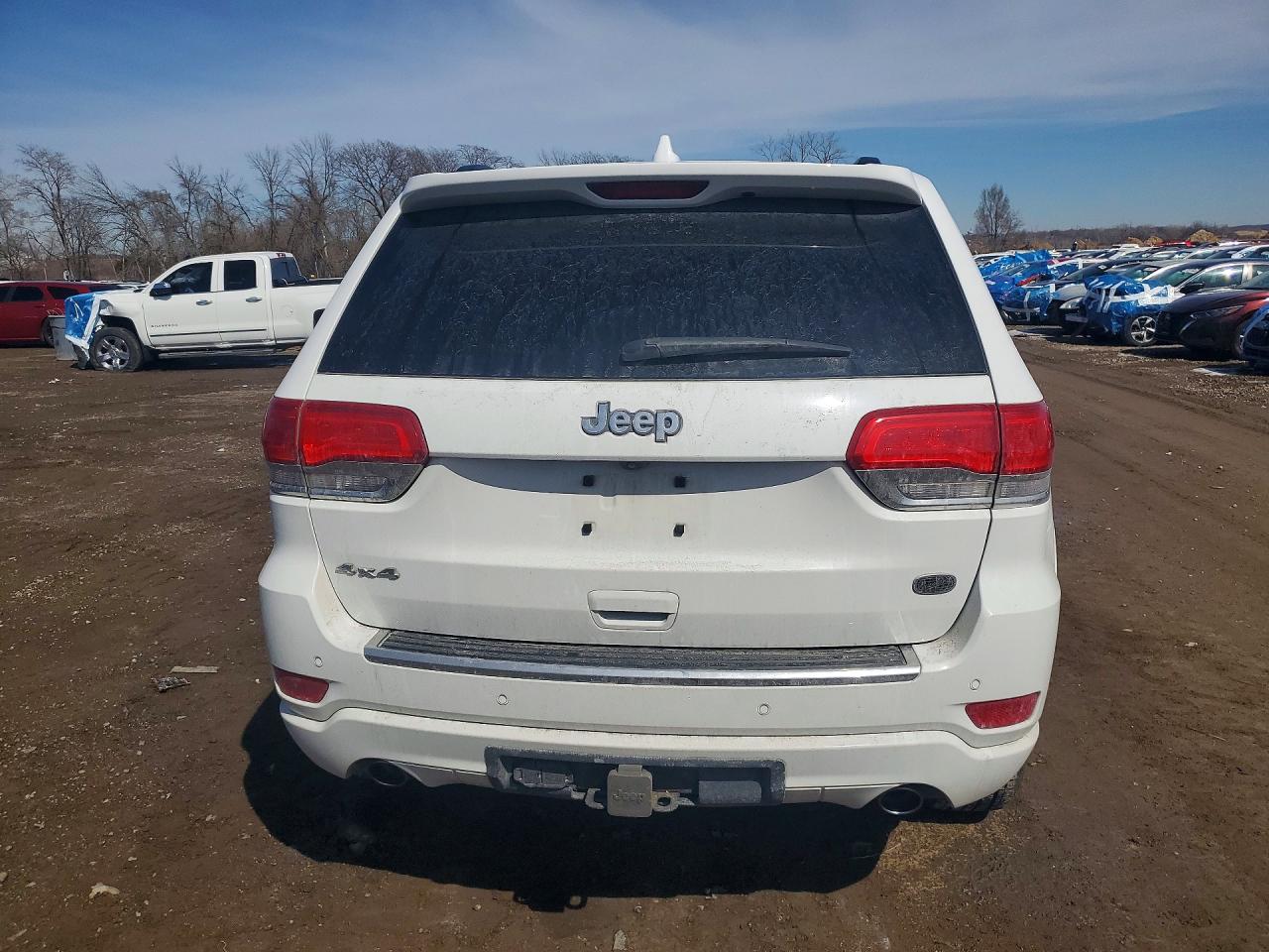 2015 JEEP GRAND CHEROKEE OVERLAND photo 16