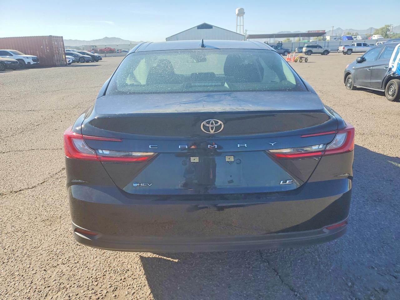 2025 TOYOTA CAMRY LE photo 11