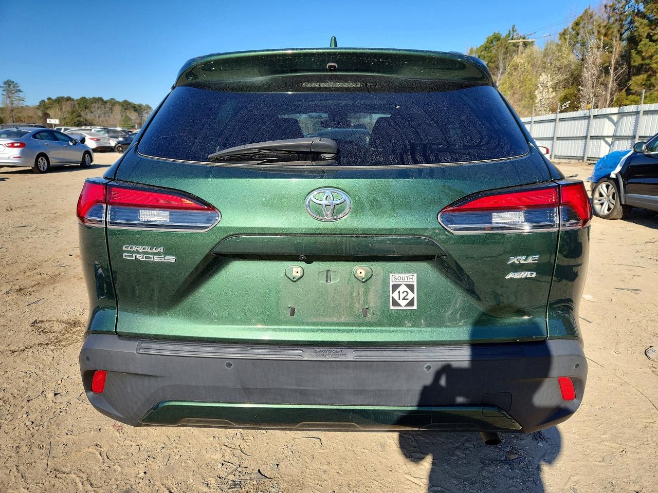 2022 TOYOTA COROLLA CROSS XLE photo 6