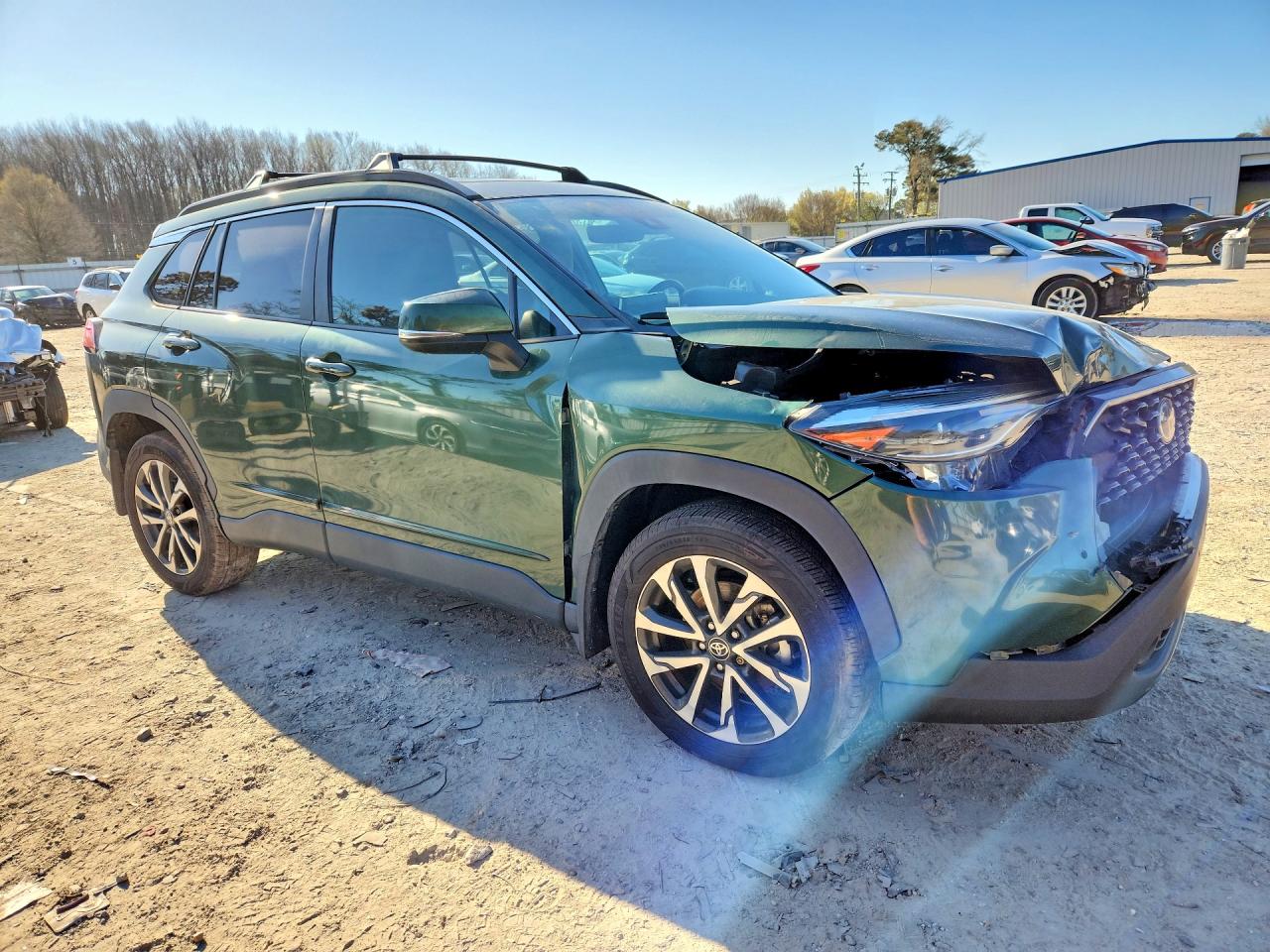 2022 TOYOTA COROLLA CROSS XLE photo 4