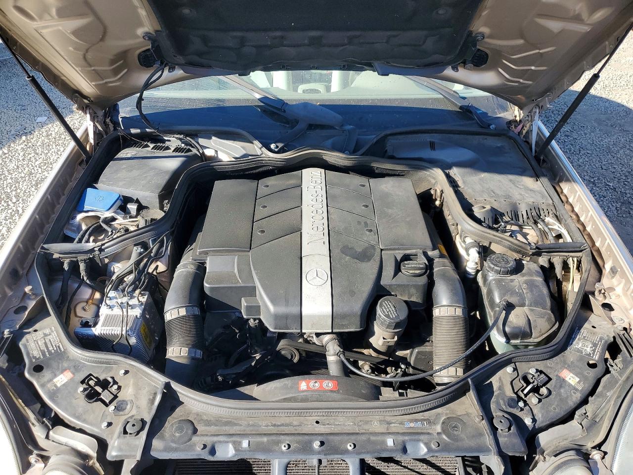 2005 MERCEDES-BENZ E 320 photo 21