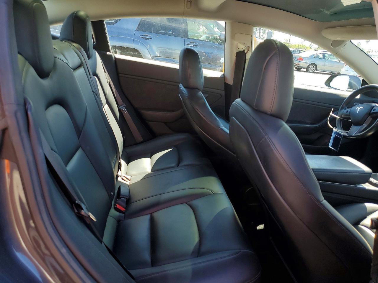 2018 TESLA MODEL 3 photo 19