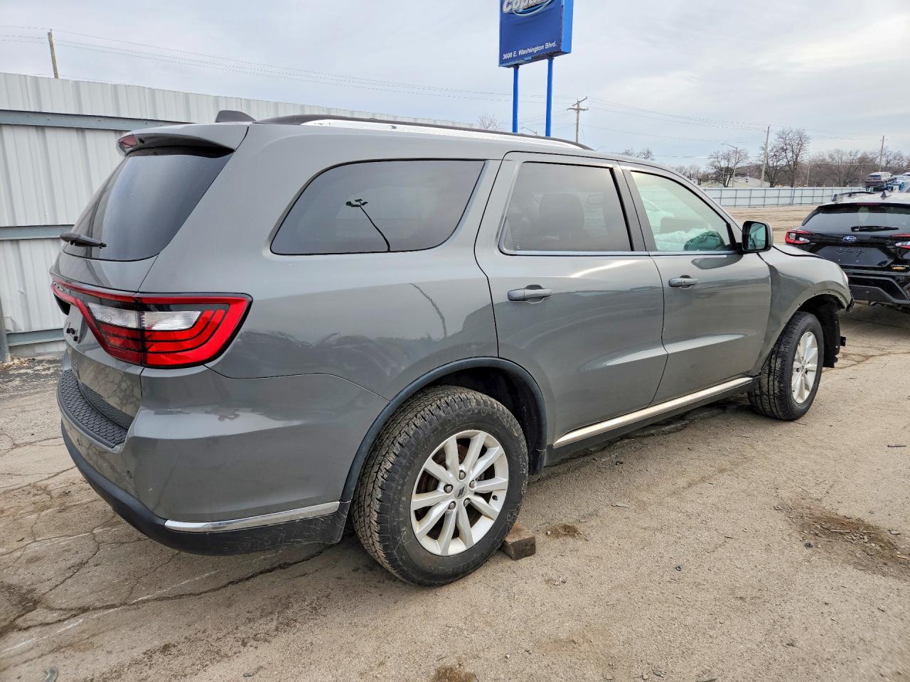 2019 DODGE DURANGO SXT photo 7
