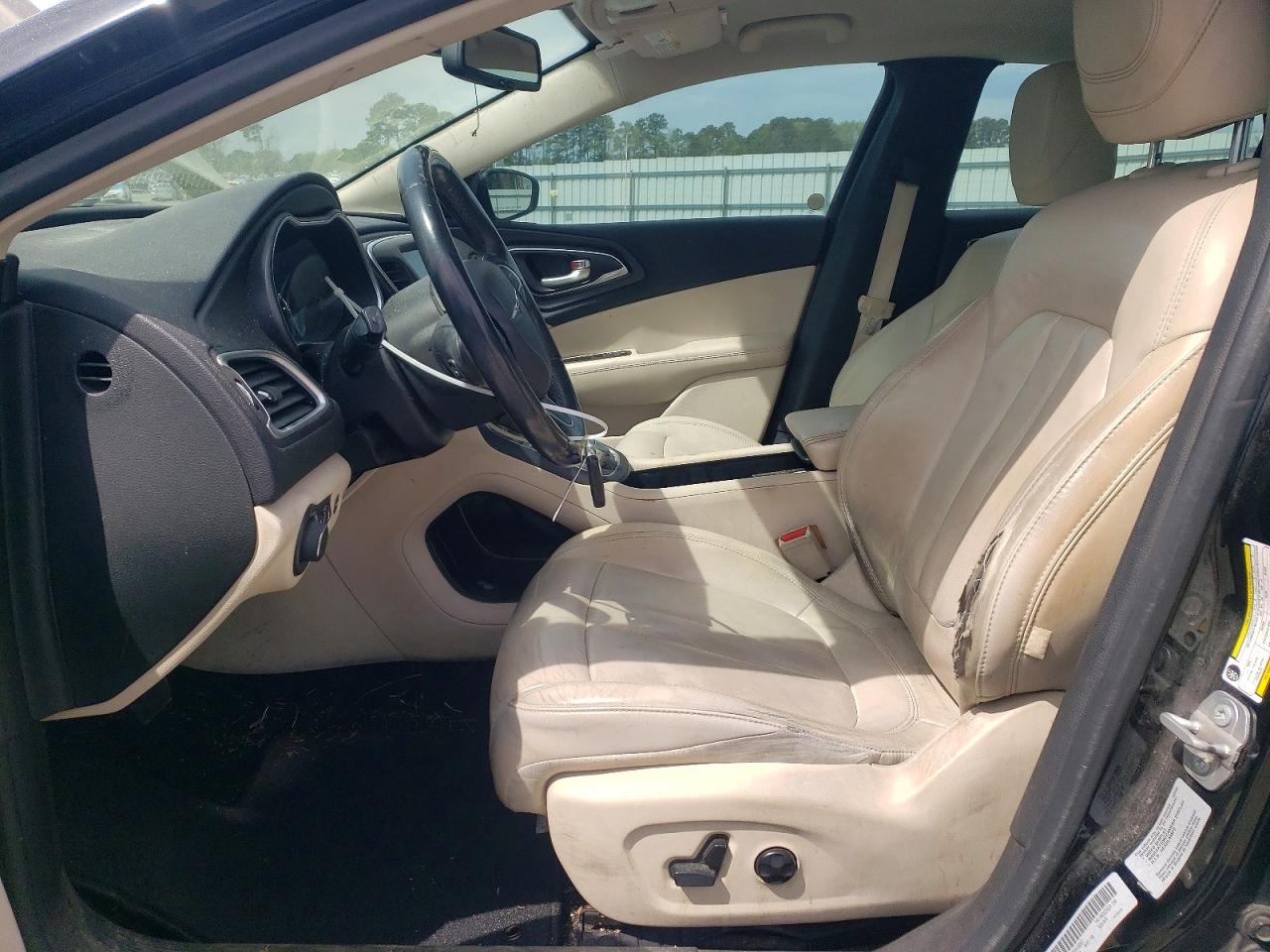 2016 CHRYSLER 200 LIMITED photo 19