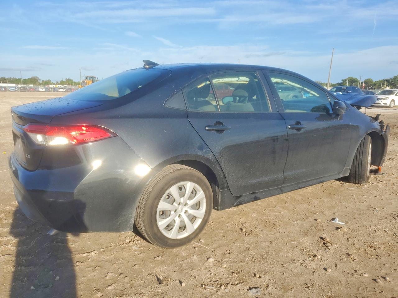 2022 TOYOTA COROLLA LE photo 7
