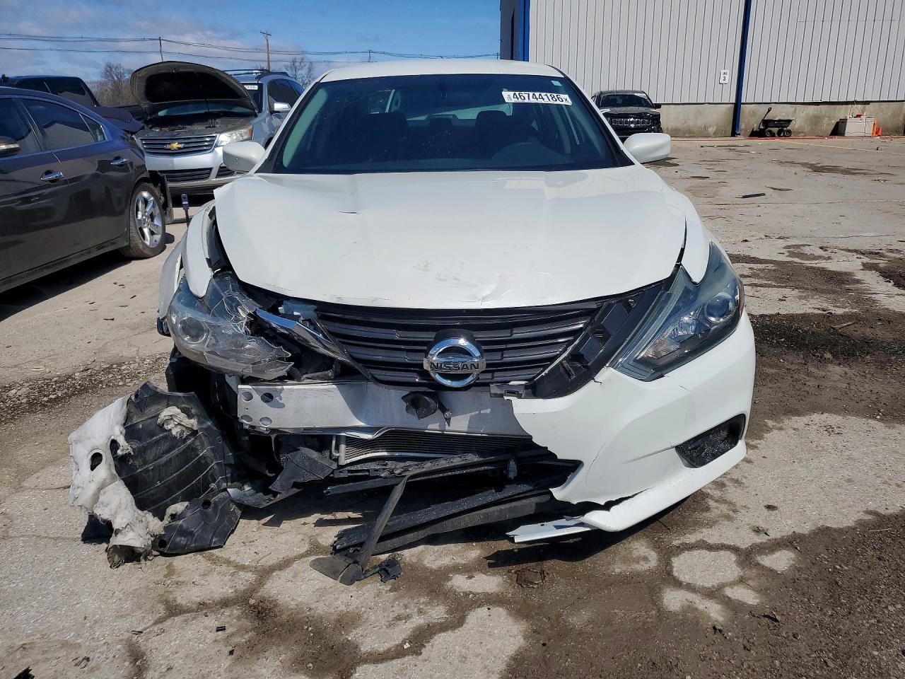 2017 NISSAN ALTIMA 2.5 SR photo 9