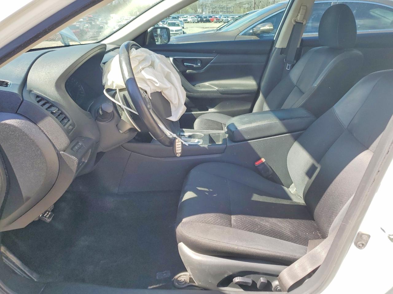 2017 NISSAN ALTIMA 2.5 SR photo 13