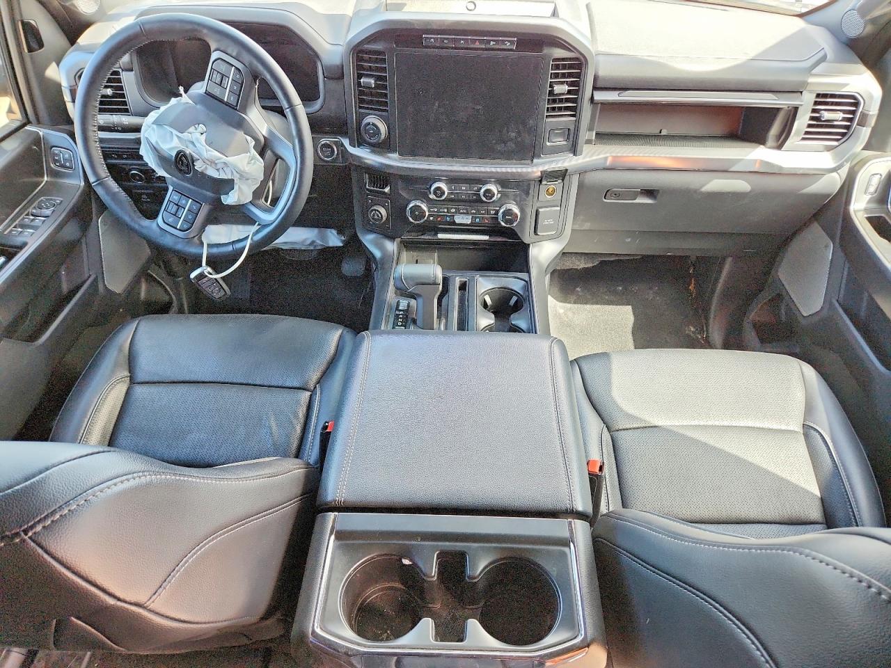 2024 FORD F150 LARIAT photo 8
