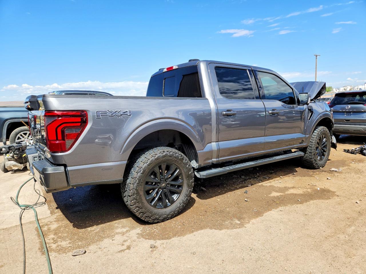 2024 FORD F150 LARIAT photo 3
