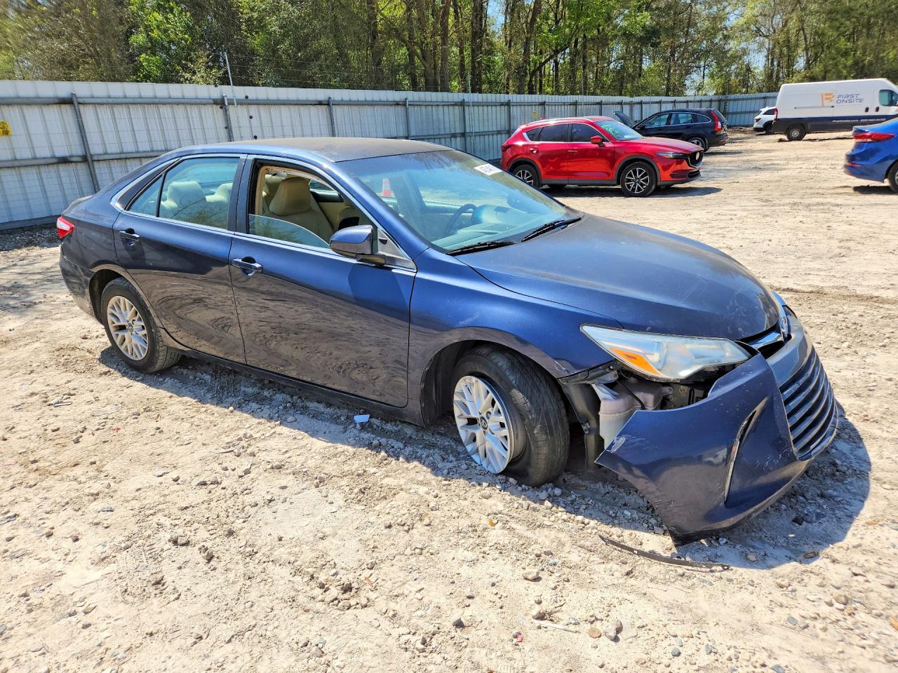 2017 TOYOTA CAMRY LE photo 7