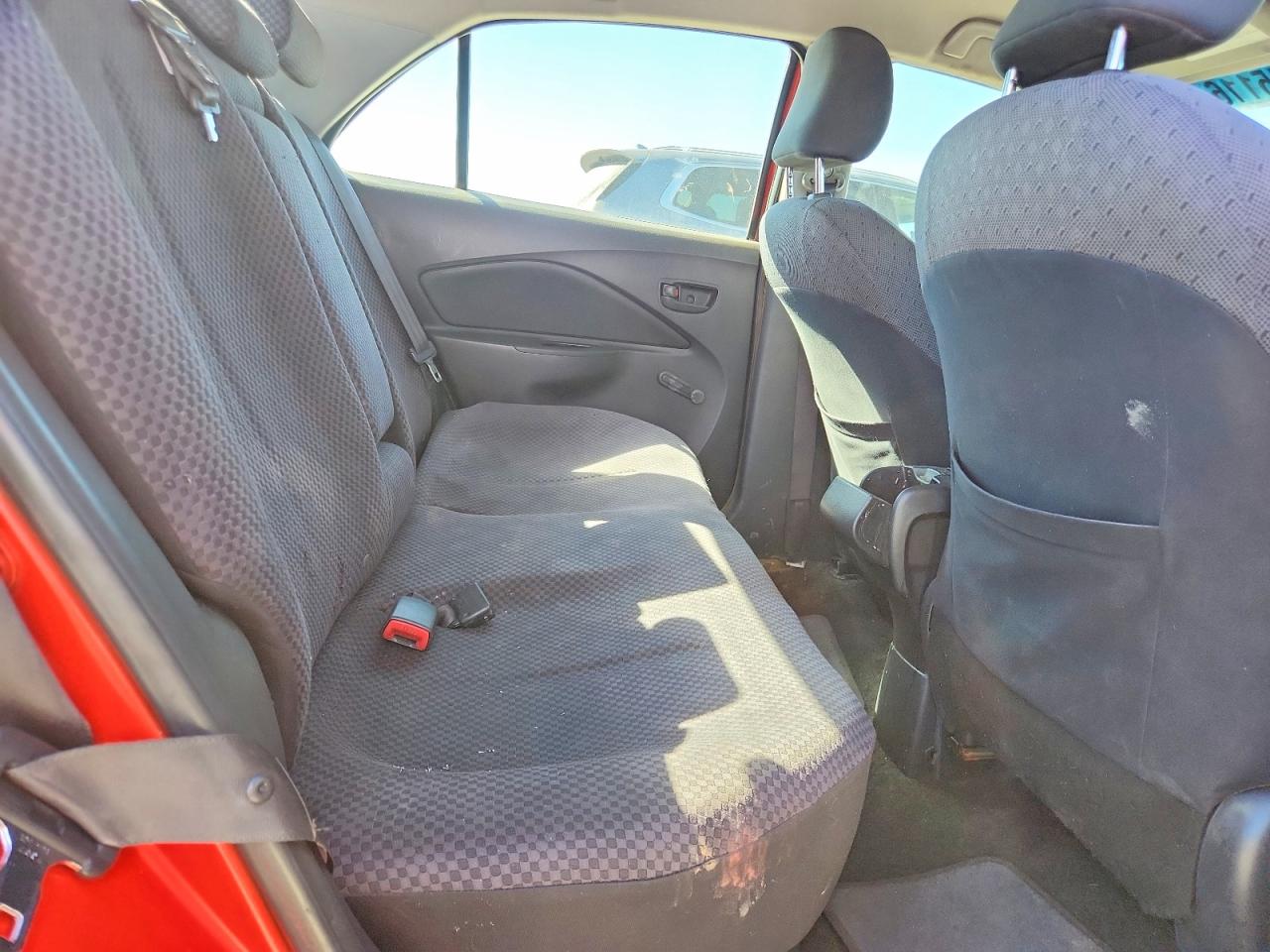 2008 TOYOTA YARIS BASE photo 28