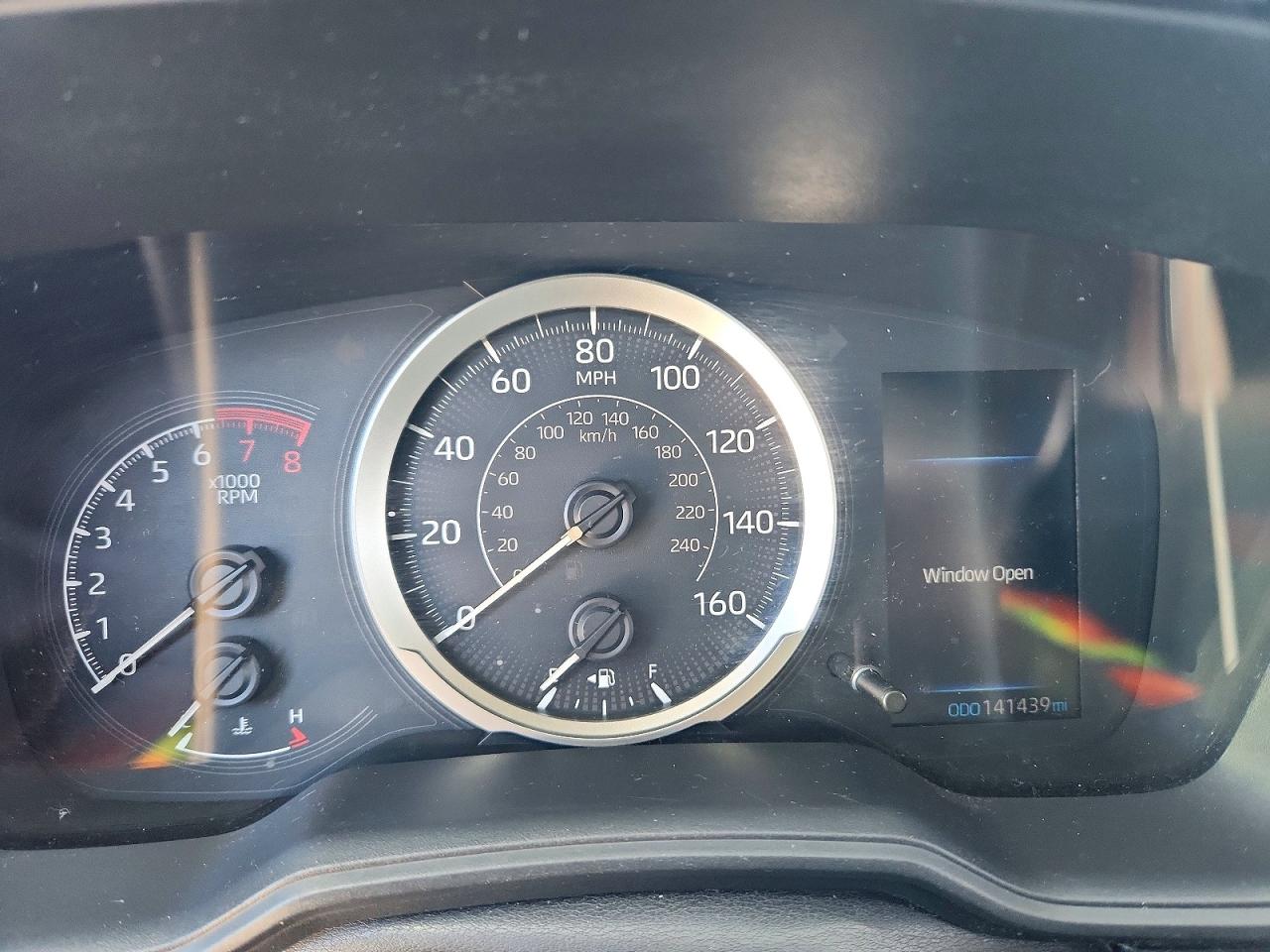 2020 TOYOTA COROLLA LE photo 9