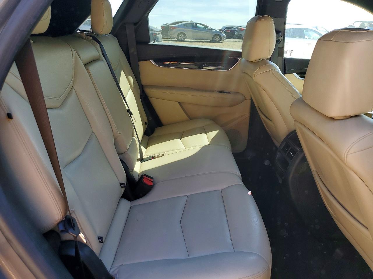 2018 CADILLAC XT5 photo 31