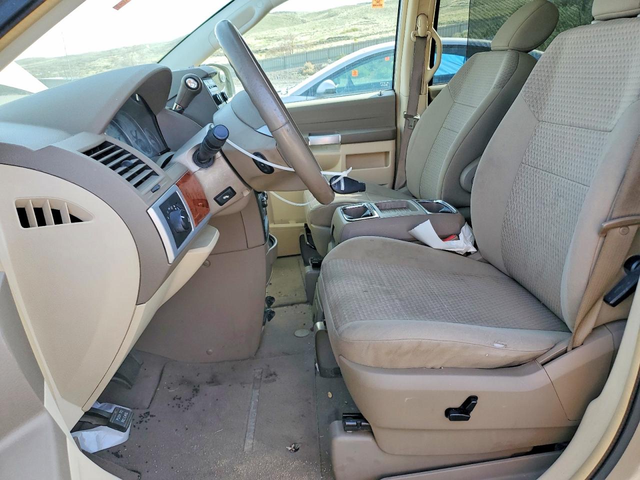 2008 CHRYSLER TOWN & COUNTRY TOURING photo 13