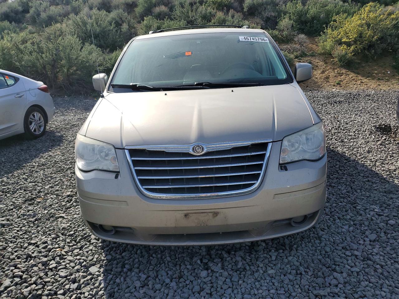 2008 CHRYSLER TOWN & COUNTRY TOURING photo 9