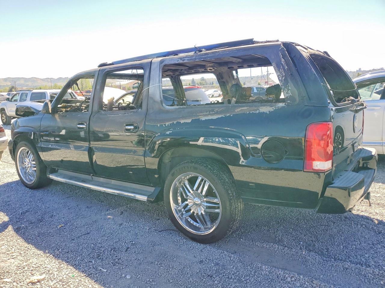 2005 CADILLAC ESCALADE ESV photo 4