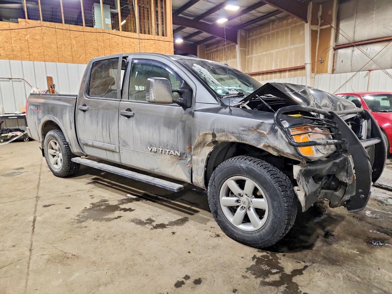 2010 NISSAN TITAN SE photo 7
